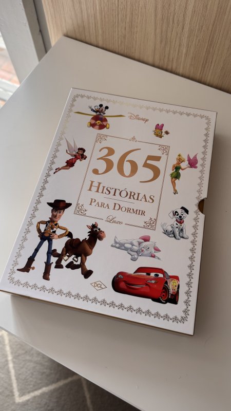 Livro 365 Histórias para Dormir